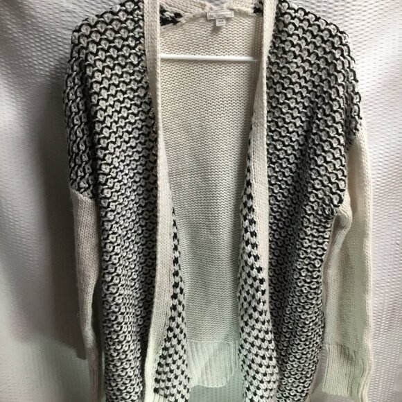 GAP Black & White Fishnet Open-Front Cardigan – Size XS - Picture 1 of 4